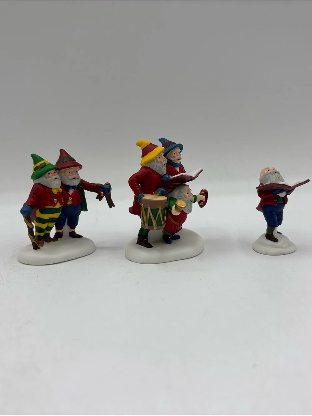 Dept 56 1994 Vintage Heritage Village Sing A Song For Santa Set Of 3 5631-6 EUC